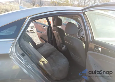 2015 Hyundai Sonata Hybrid из США, поврежденный, VIN KMHEC4A46FA137206